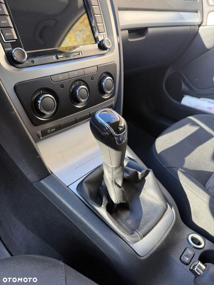 Skoda Octavia 1.6 TDI Ambition - 11
