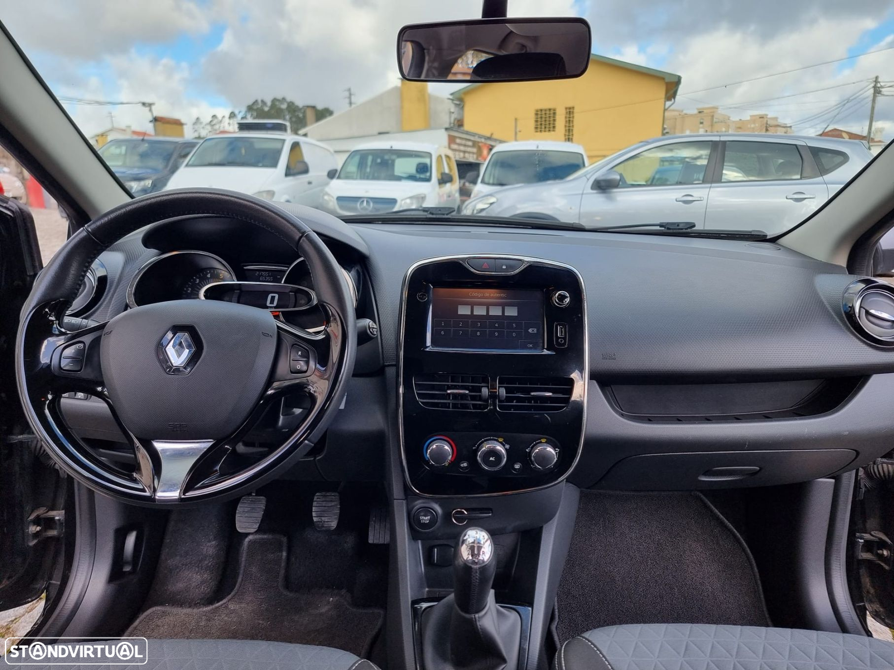 Renault Clio 1.5 dCi Dynamique S - 16