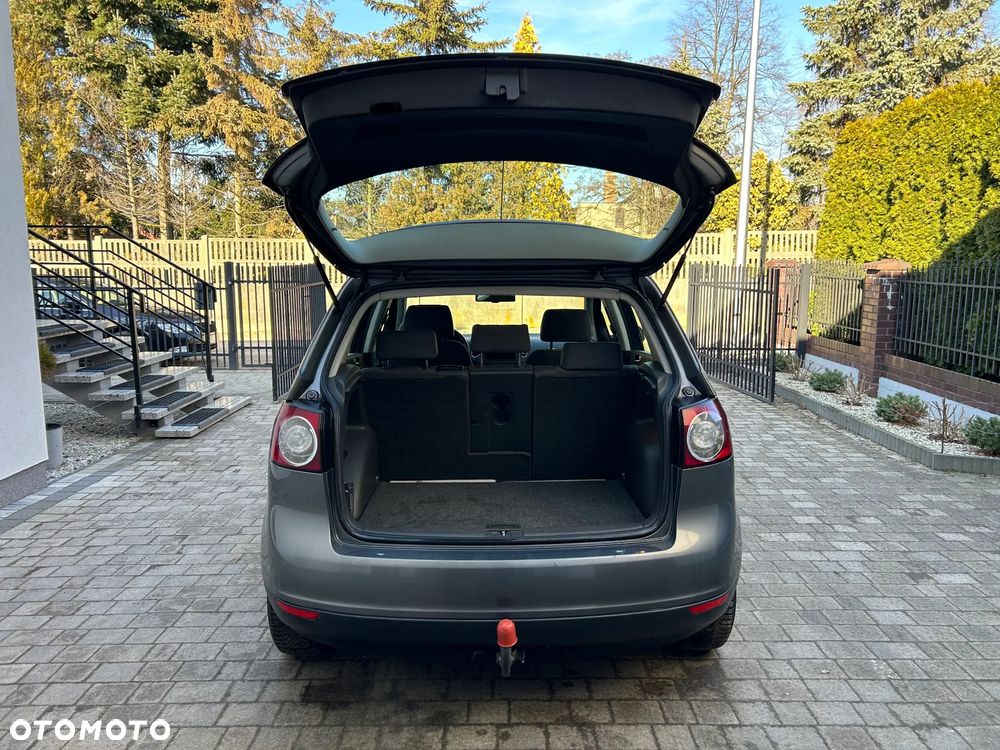 Volkswagen Golf Plus 2.0 FSI Comfortline - 10