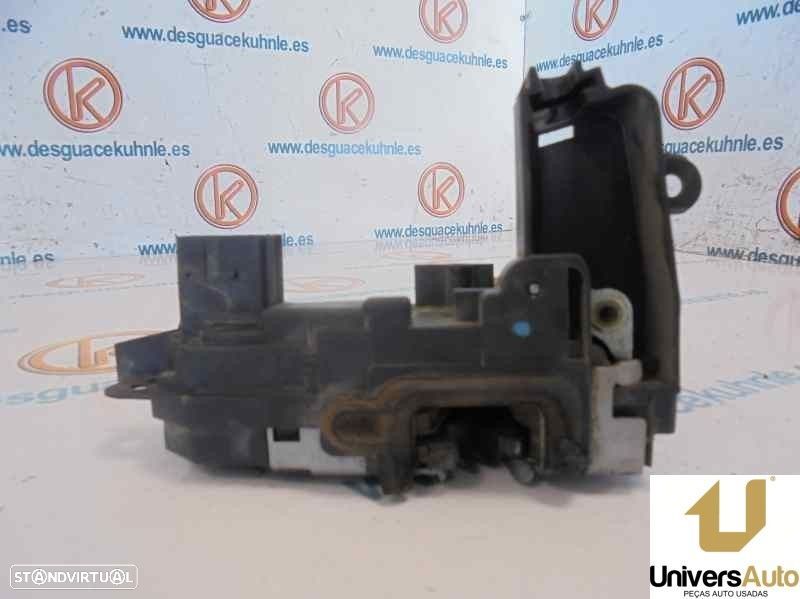 FECHADURA PORTA FRONTAL ESQUERDA OPEL ASTRA H GTC 2004 -13210748 - 1