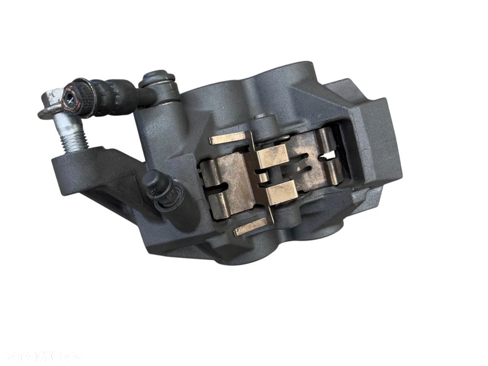 Zacisk przód  P  Yamaha XSR 700  MT07 - 3
