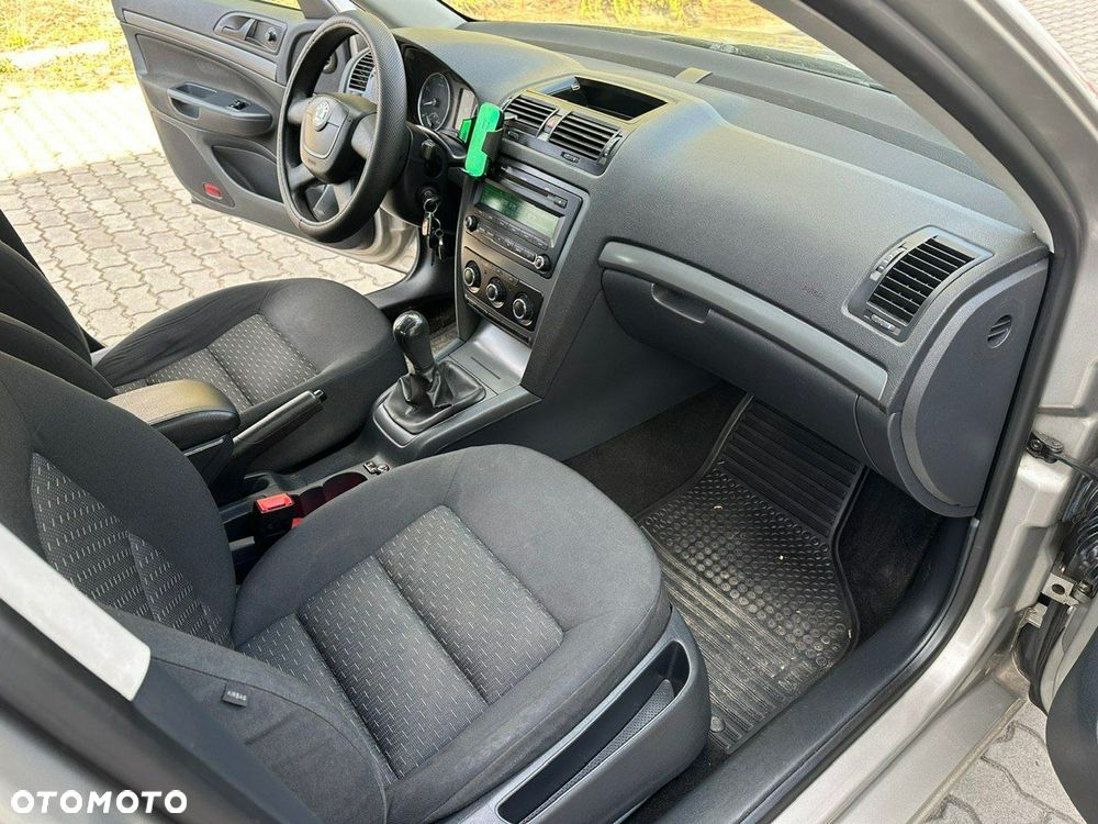 Skoda Octavia - 8