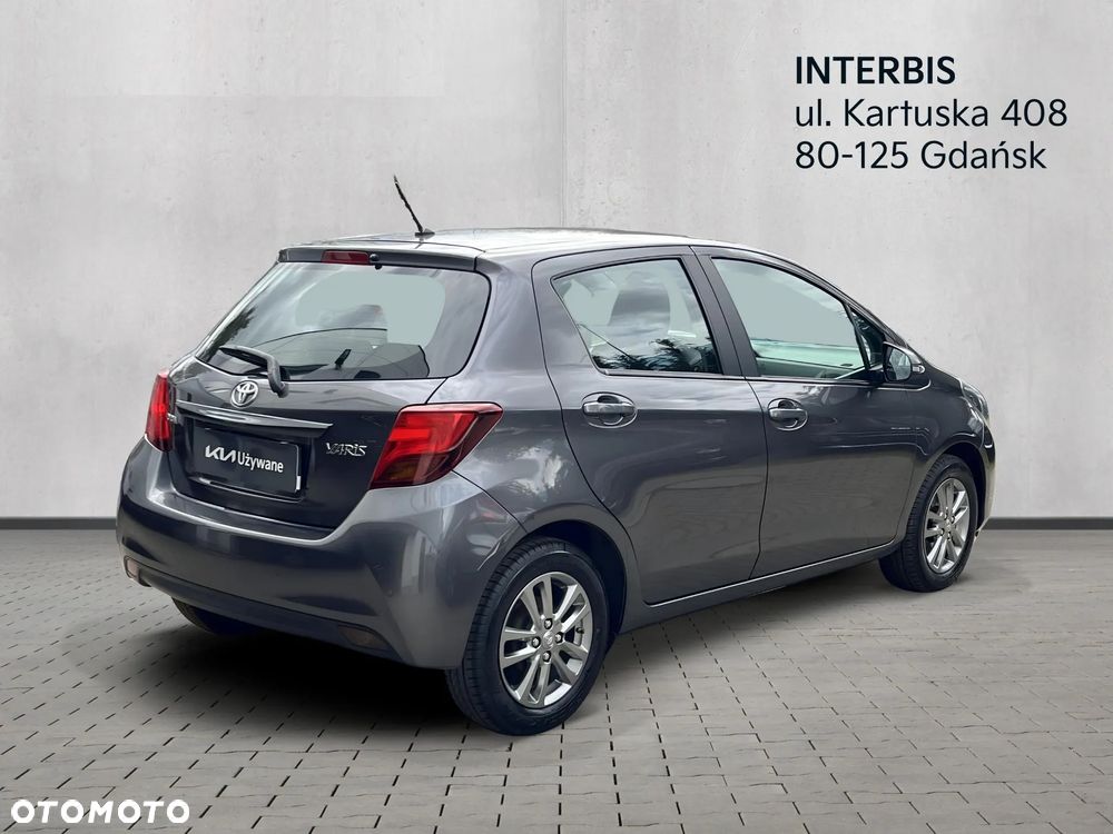 Toyota Yaris 1.33 Premium - 5