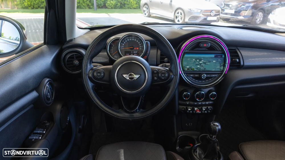 MINI 5 Portas Cooper D - 5
