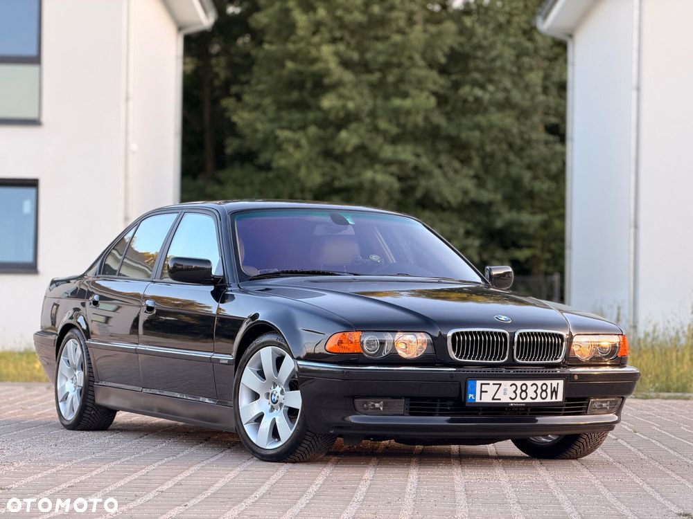 BMW Seria 7 728i L - 2