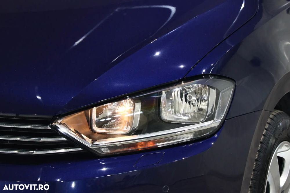 Volkswagen Golf 1.6 TDI Sound - 35