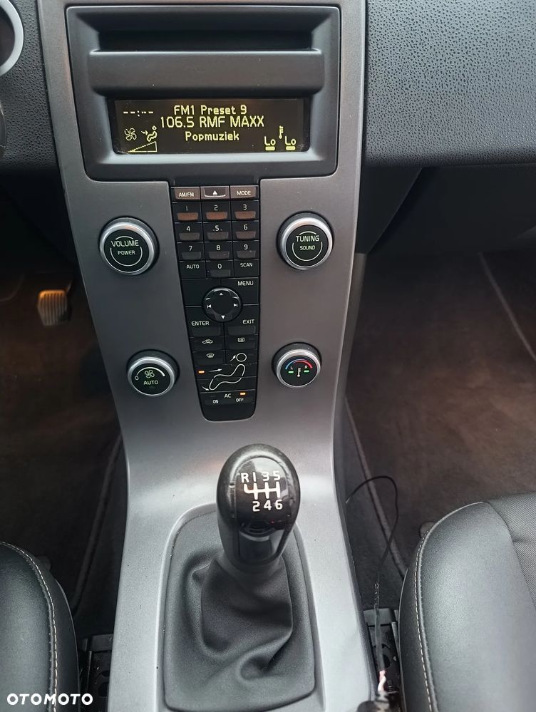Volvo V50 2.0D - 18