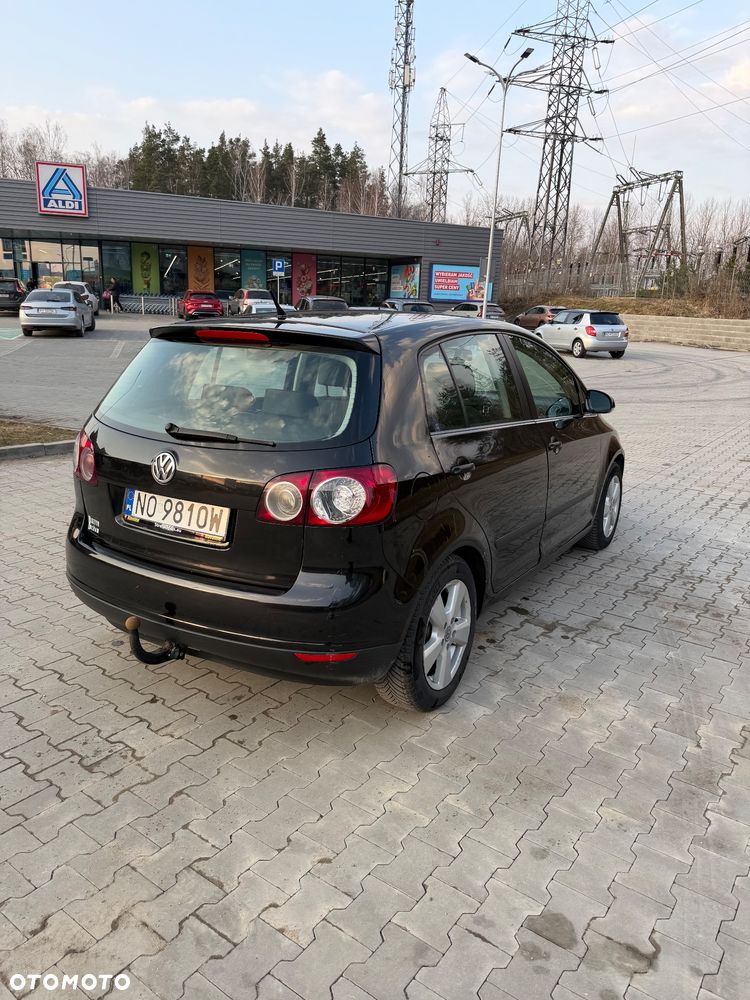 Volkswagen Golf 1.6 FSI Trendline - 3