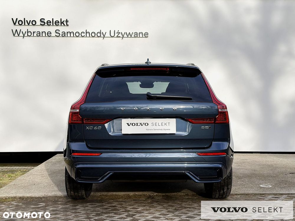 Volvo XC 60 - 8