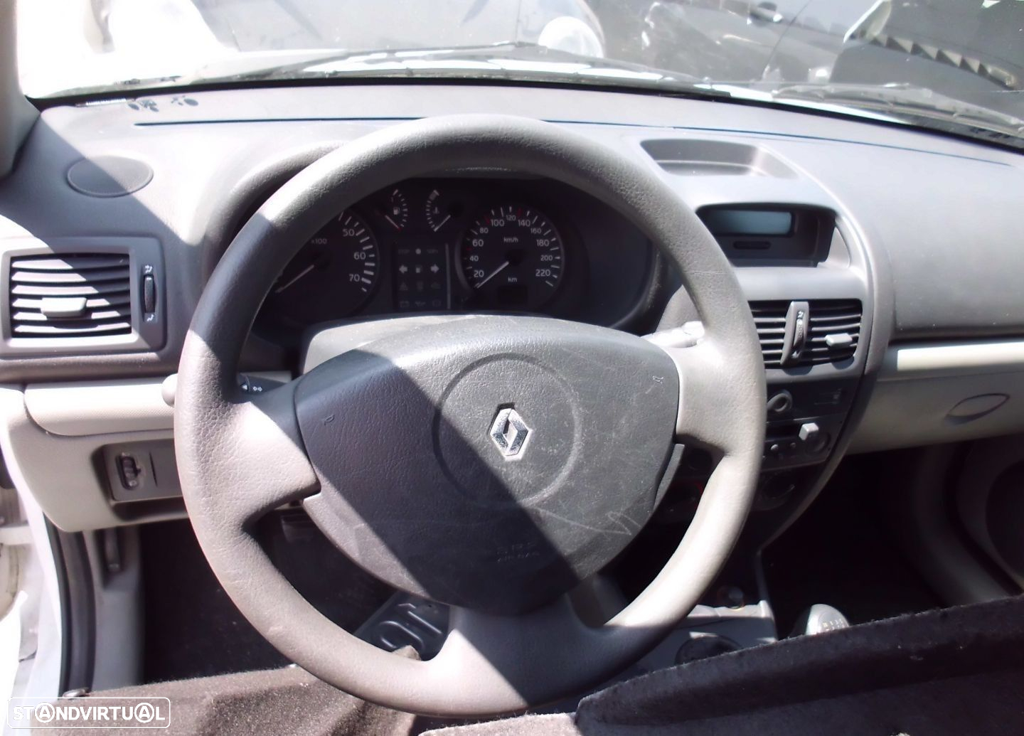 Peças Renault Clio II fase III - 5