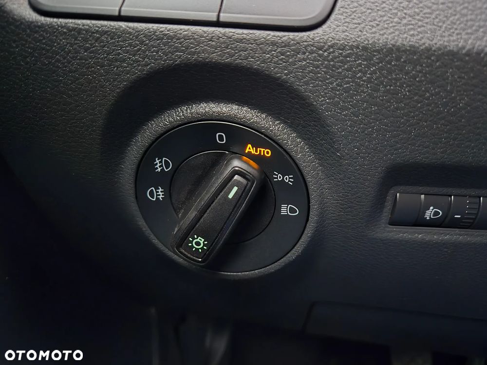Skoda Fabia 1.2 TSI Active - 13