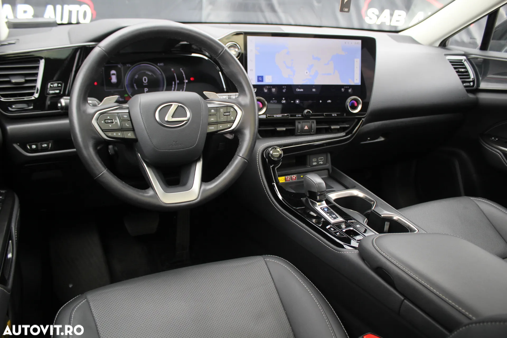 Lexus Seria NX - 4