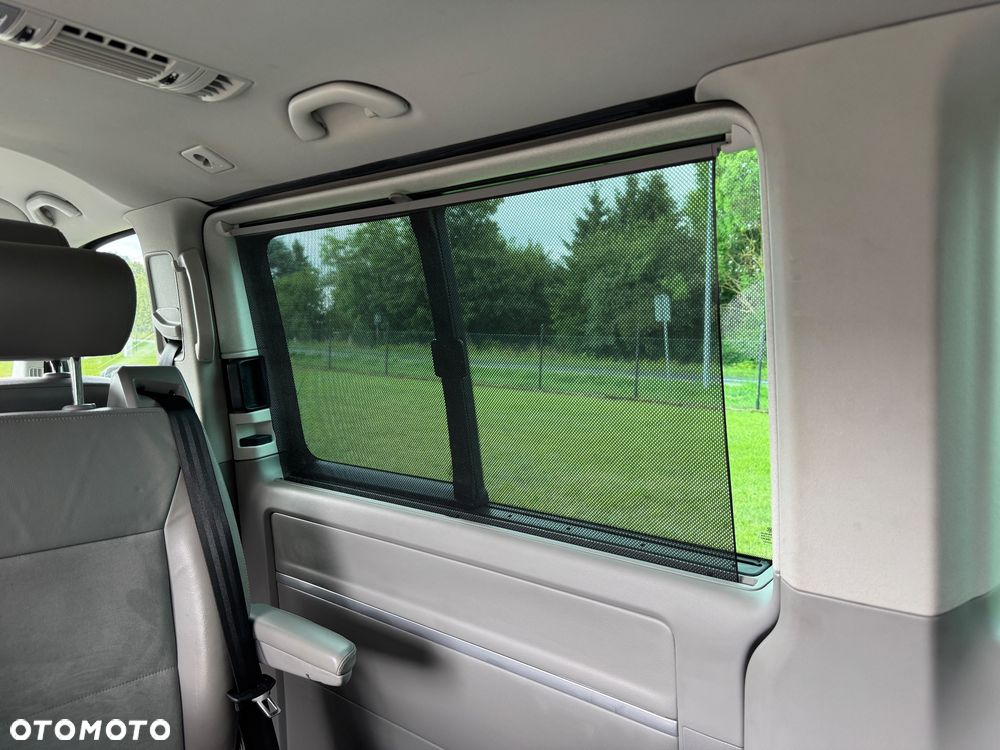 Volkswagen Multivan - 29
