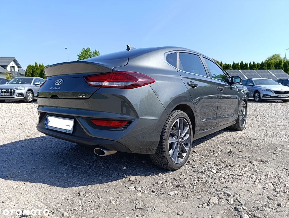 Hyundai i30 1.5 T-GDI 48V Smart DCT - 10
