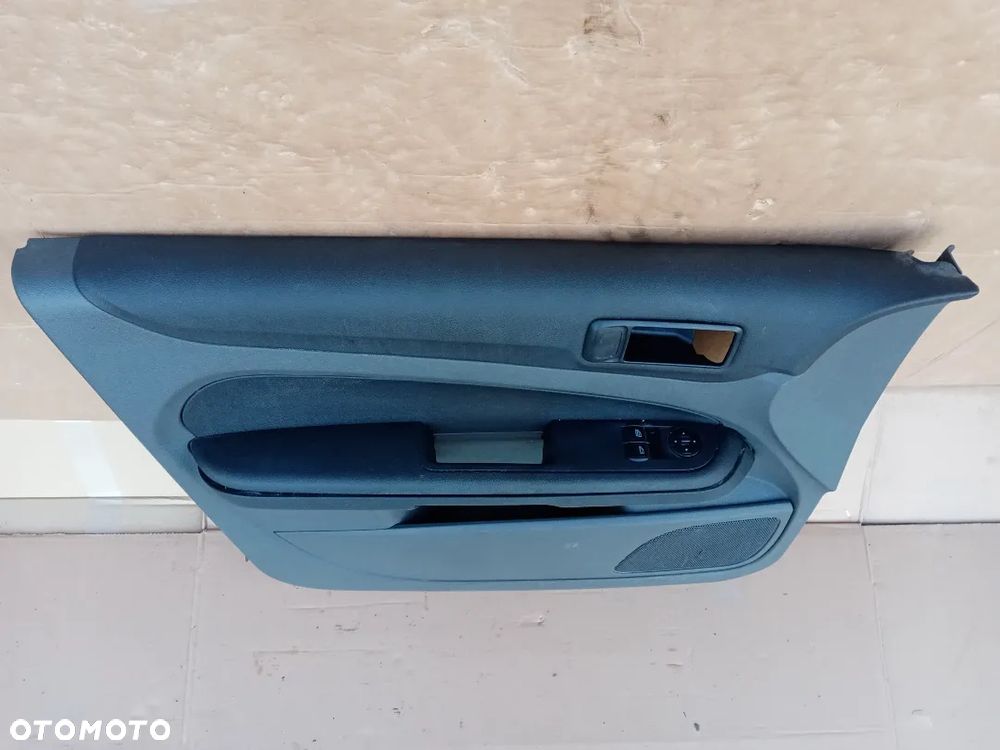 Boczek tapicerka lewy przód przednia lewa Ford Focus MK2 4M51-A2943-C - 2