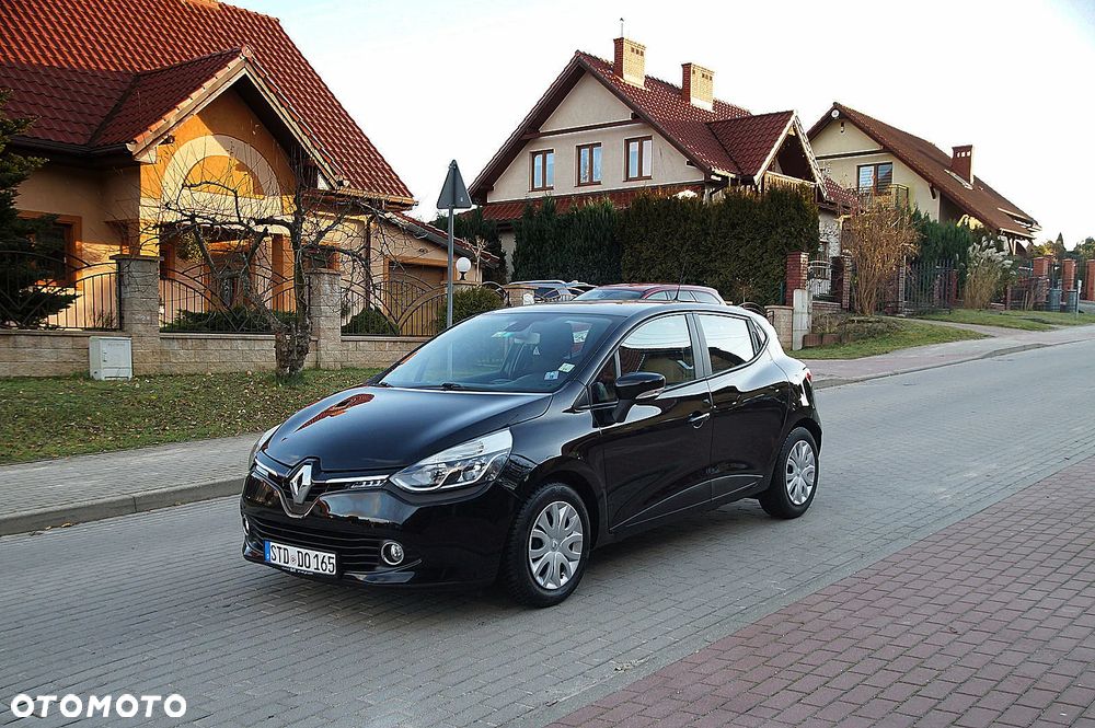 Renault Clio 1.2 16V 75 Experience - 4