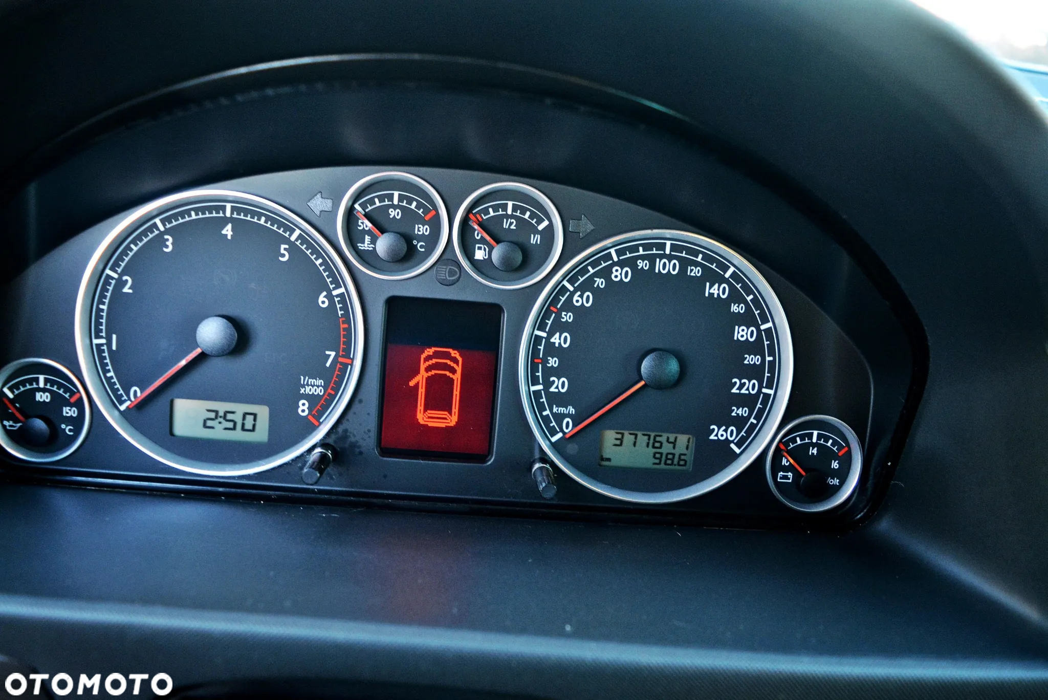 Volkswagen Sharan - 17