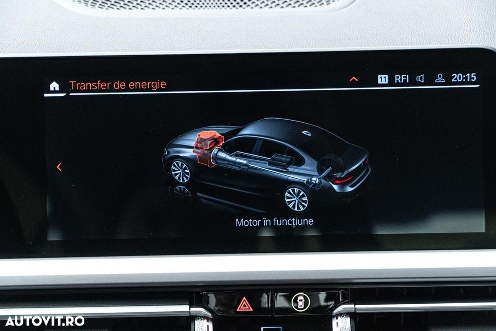 BMW Seria 3 320i Aut. Sport Line - 19