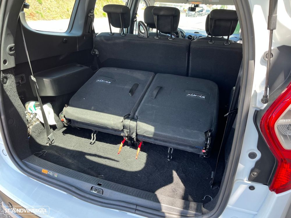 Dacia Lodgy 1.5 Blue dCi Stepway 7L - 10