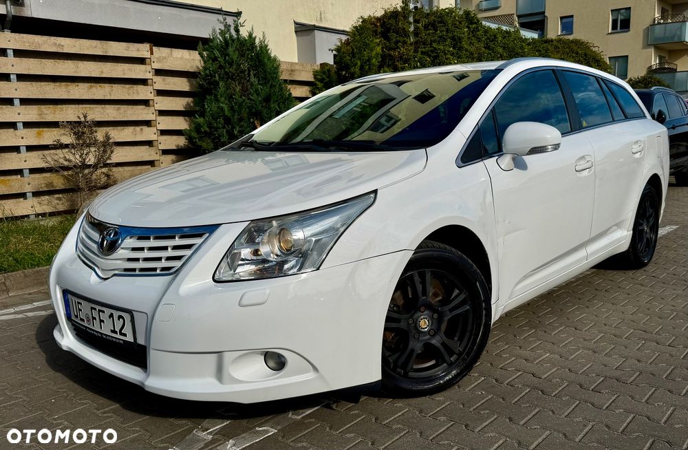 Toyota Avensis 1.8 Comfort - 18