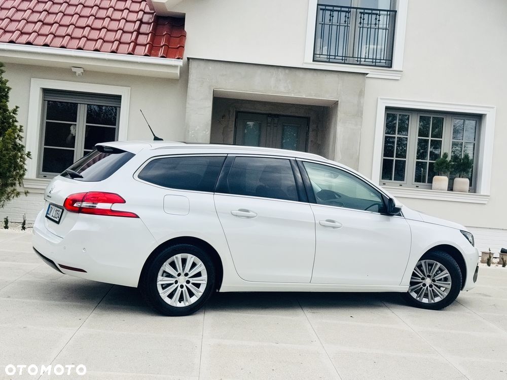 Peugeot 308 BlueHDi 120 EAT6 Stop & Start Allure - 8