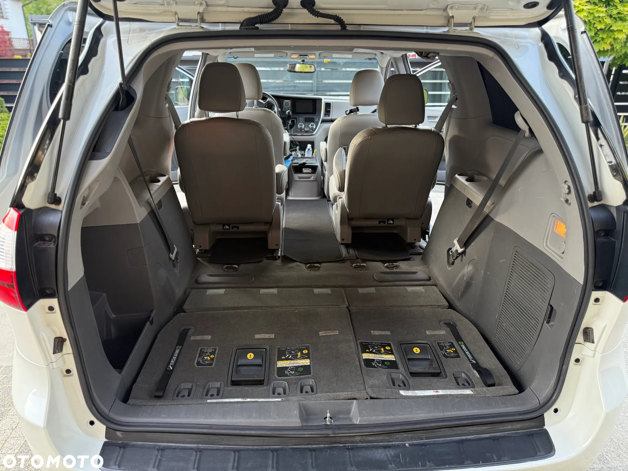 Toyota Sienna 3.5 V6 XLE AWD - 18