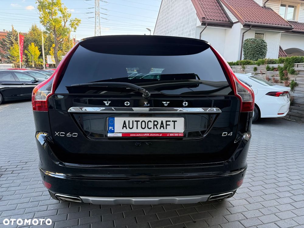 Volvo XC 60 D4 Drive-E Ocean Race - 28