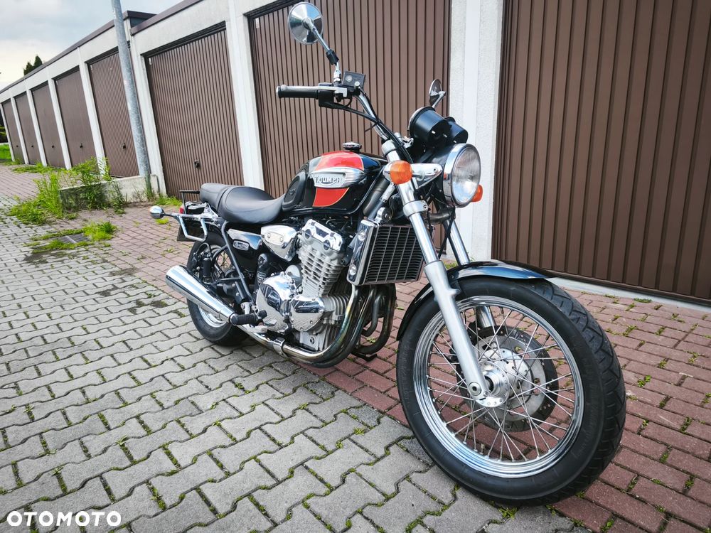 Triumph Adventurer - 3