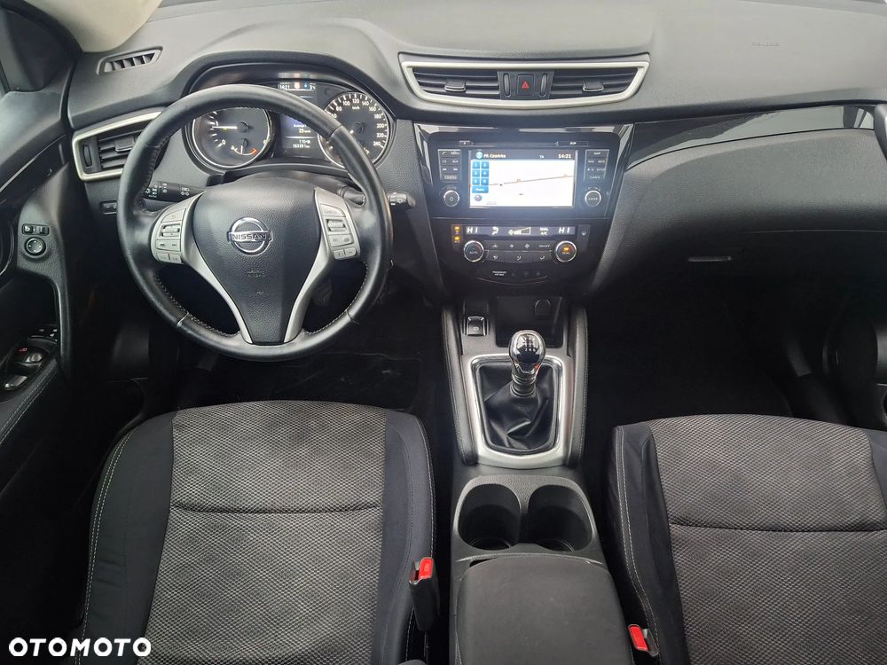 Nissan Qashqai 1.6 dCi 4 x 4 DPF Start/Stop tekna - 30