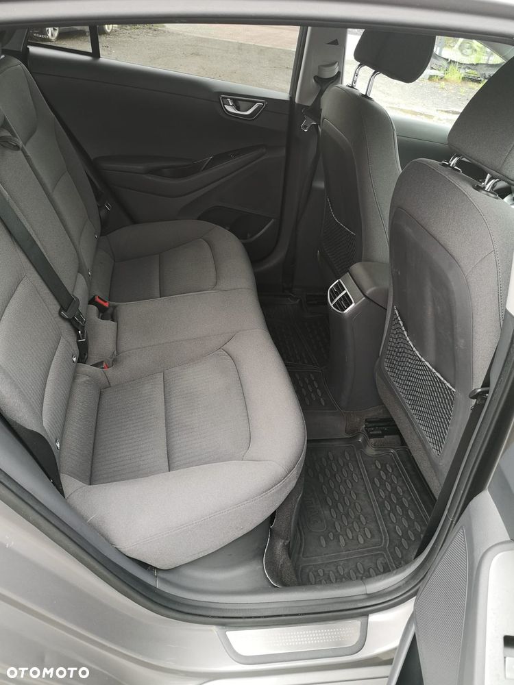 Hyundai IONIQ Hybrid Premium - 20