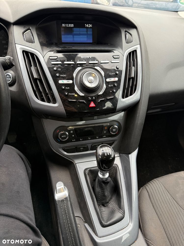 Ford Focus 1.6 Ti-VCT Sport - 23