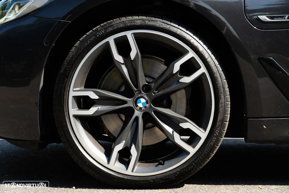 BMW 530 e Pack M - 39