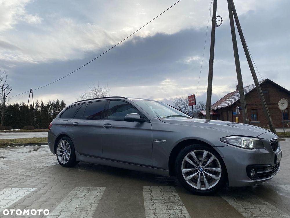 BMW Seria 5 520d xDrive Touring - 6