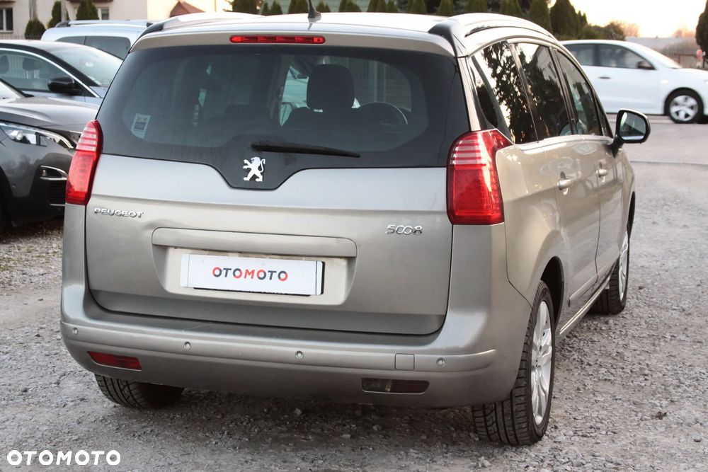 Peugeot 5008 HDI FAP 150 Premium - 9