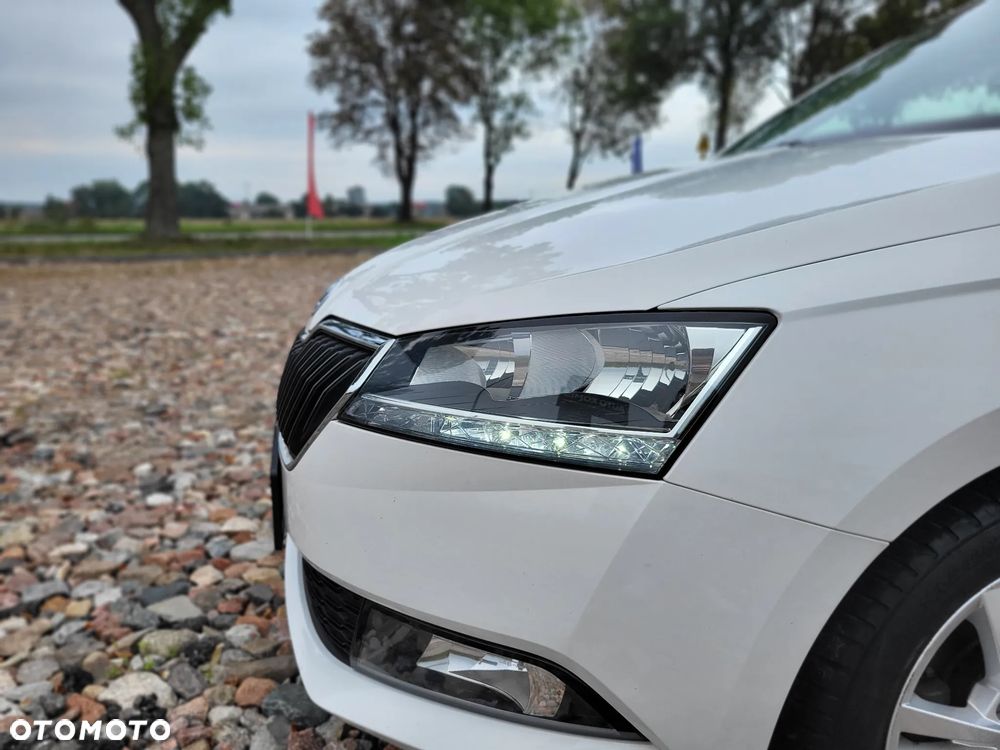 Skoda Fabia 1.0 Ambition - 10