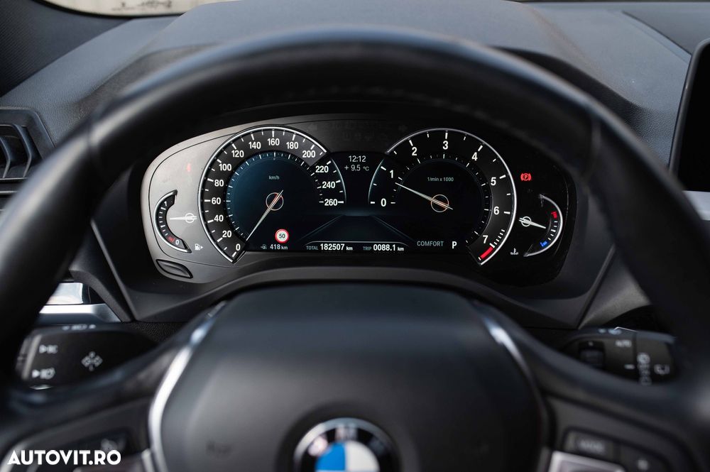 BMW X3 xDrive20i AT xLine - 16