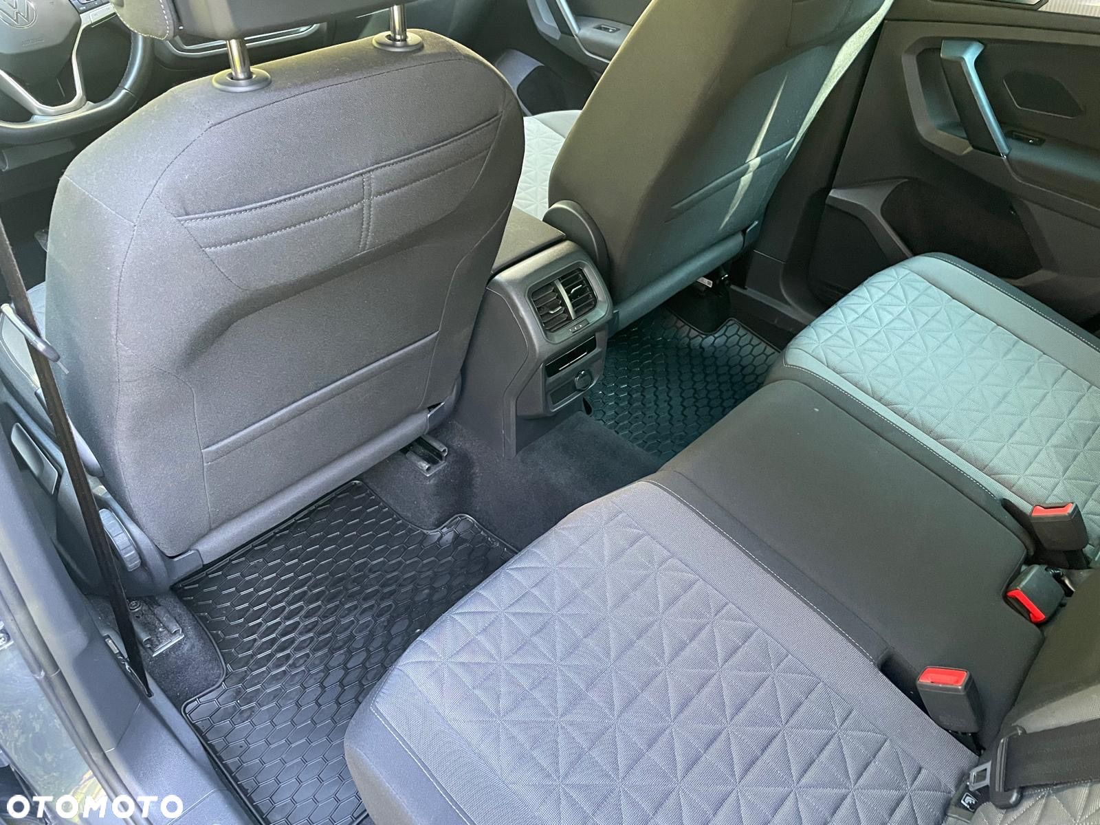 Volkswagen Tiguan 2.0 TDI SCR 4Mot R-Line DSG - 13