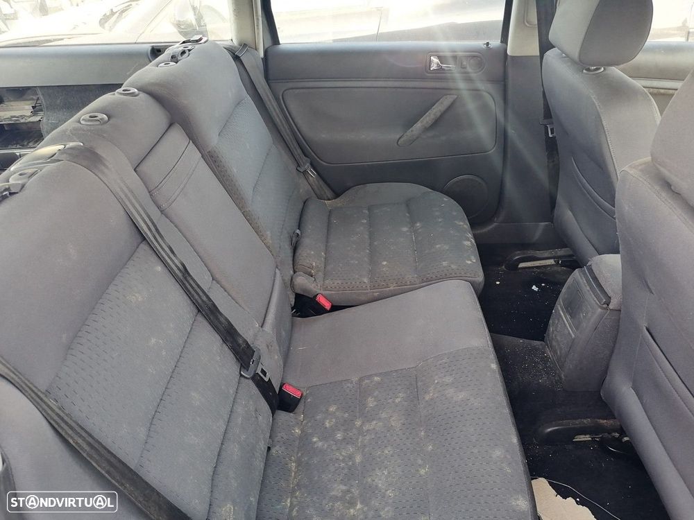 Peças Volkswagen Passat Variant (3B6) 2000 a 2005 - 8