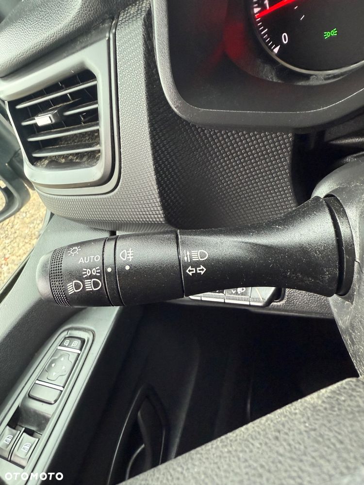 Renault Trafic L1H1, 2.0dci, klima,tempomat, sensory, czujniki pdc - 16