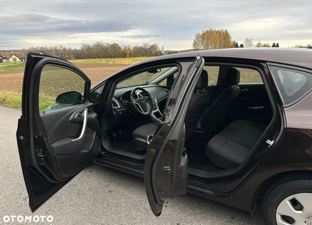 Opel Astra 1.6 Enjoy - 8