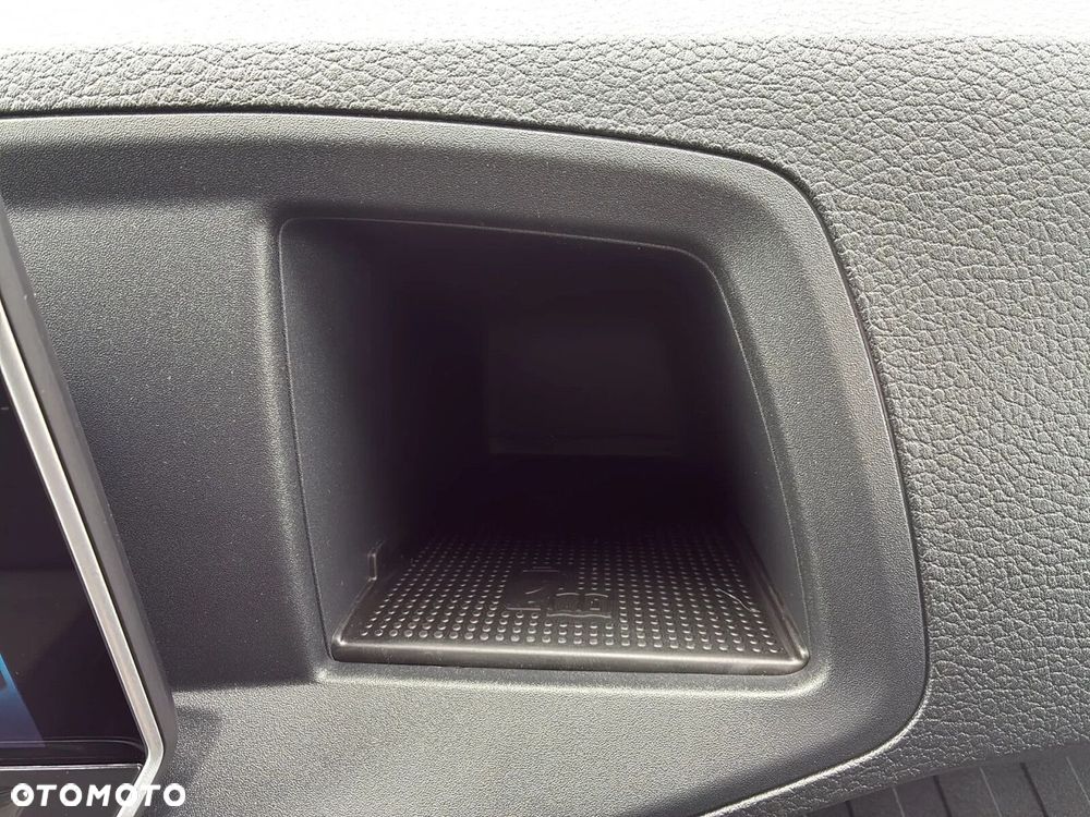 Volkswagen Crafter 35 Skrzyniowy, AUTOMAT/2.0 TDI 163 KM r. o. 4490mm - 40