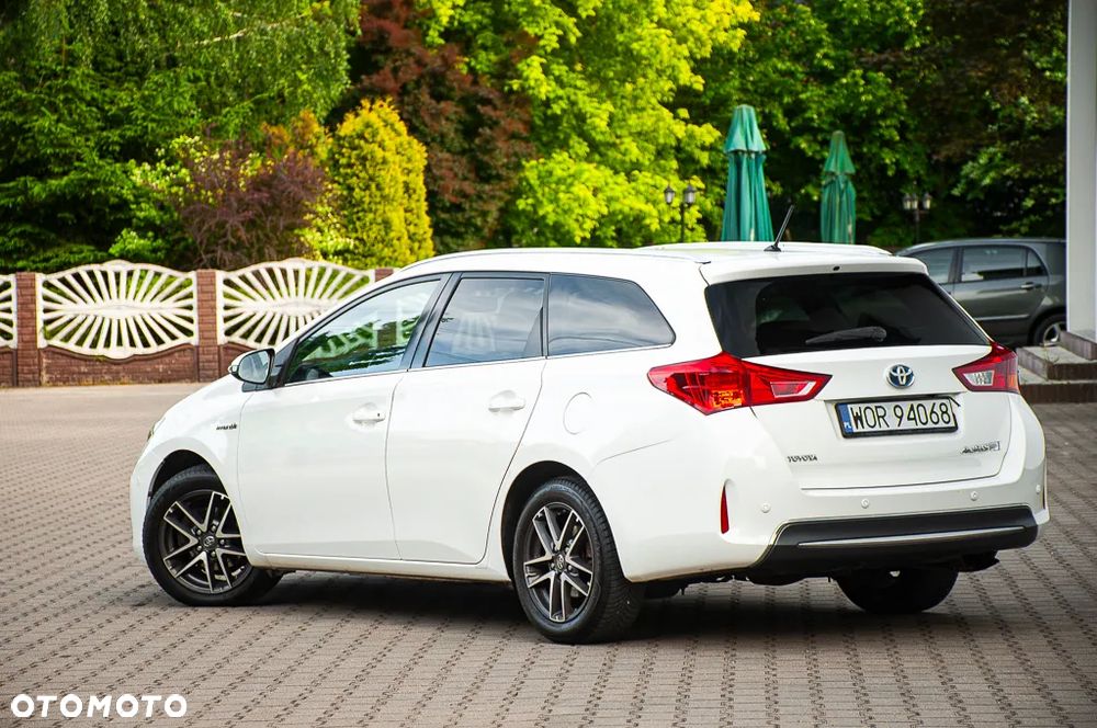 Toyota Auris 1.8 HSD Prestige NAVI - 10