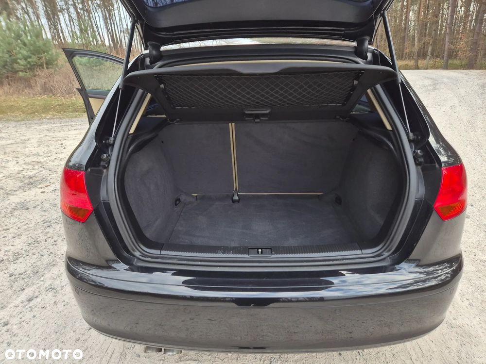 Audi A3 Sportback 2.0 TDI DPF Ambition - 36