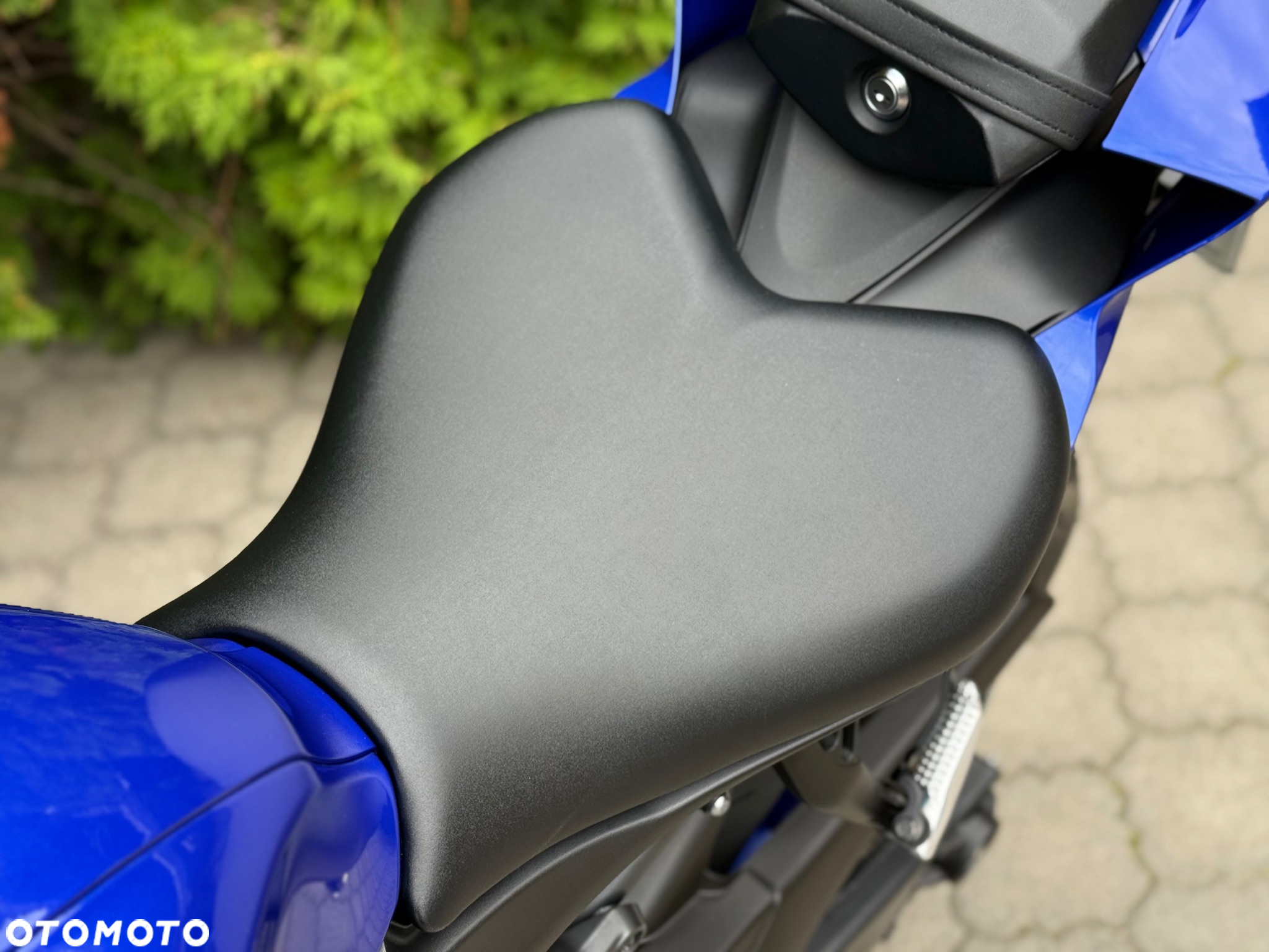 Yamaha R7 - 33