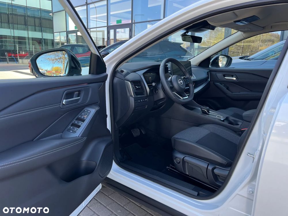 Nissan Qashqai 1.3 DIG-T MHEV N-Connecta Xtronic - 11