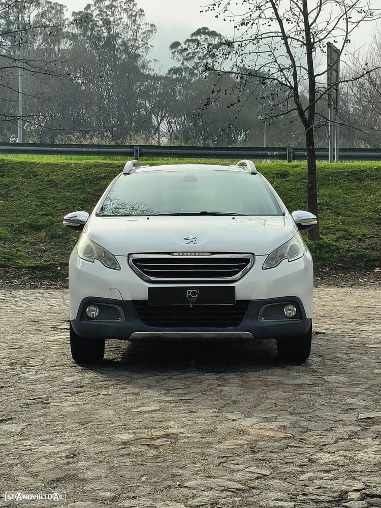 Peugeot 2008 1.2 PureTech Allure - 2