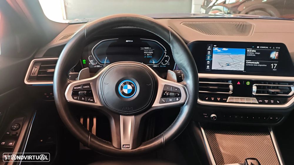 BMW 330 e Pack M Auto - 33