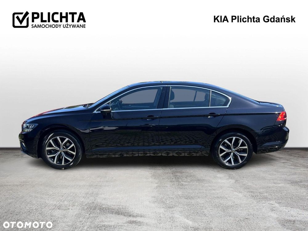 Volkswagen Passat - 2
