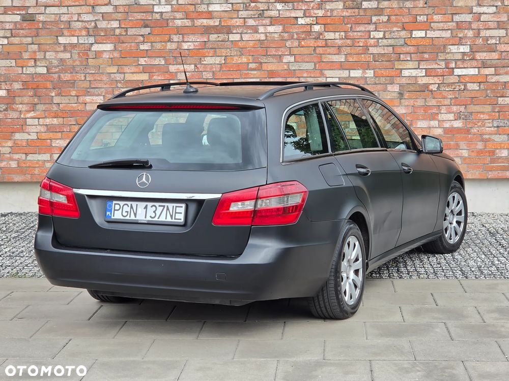 Mercedes-Benz Klasa E 200 CDI 7G-TRONIC Elegance - 33