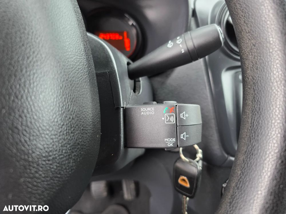 Dacia Dokker dCi 90 Laureate - 16